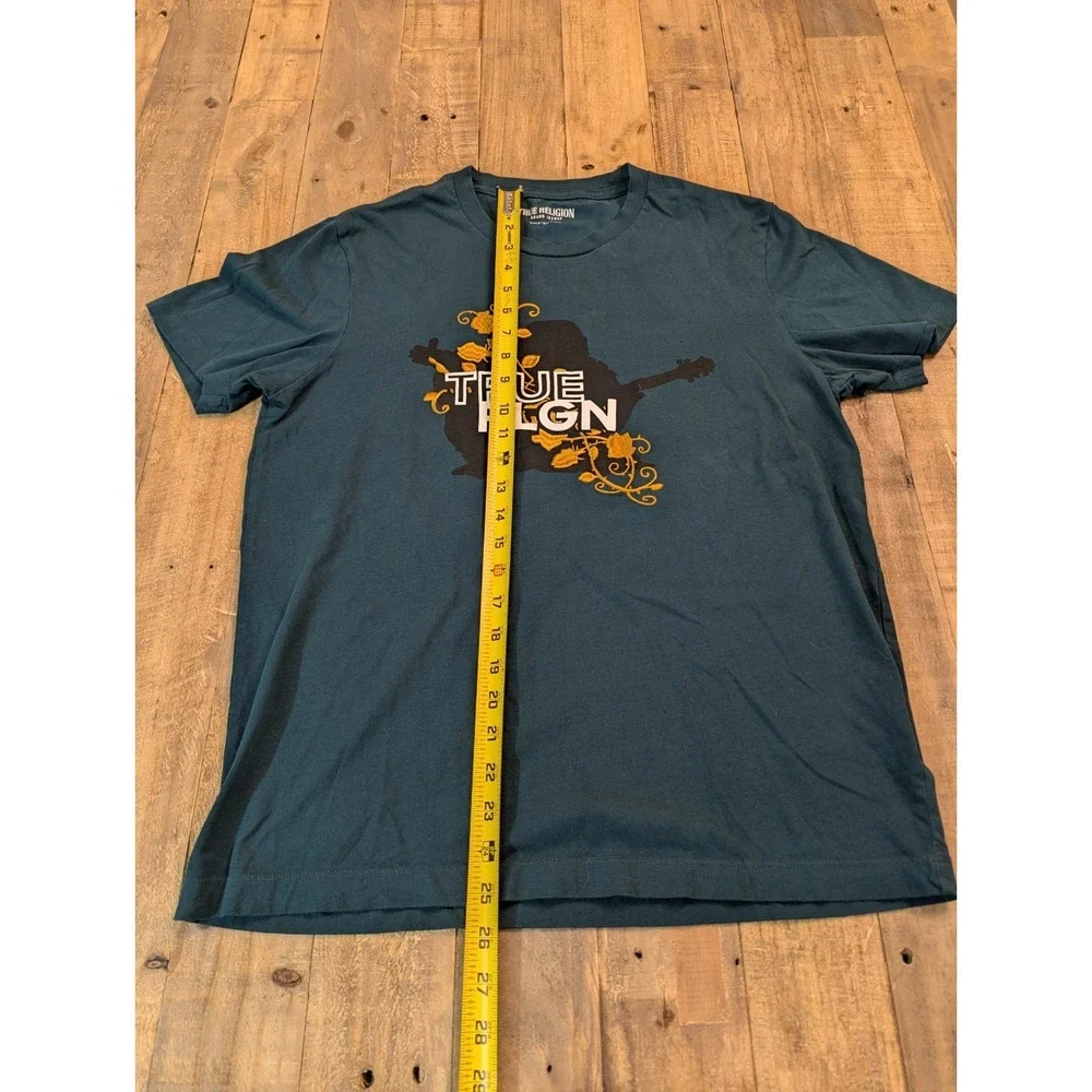 True Religion T Shirt Crew Neck Embroidered Vines Graphic Dark Green Mens Medium